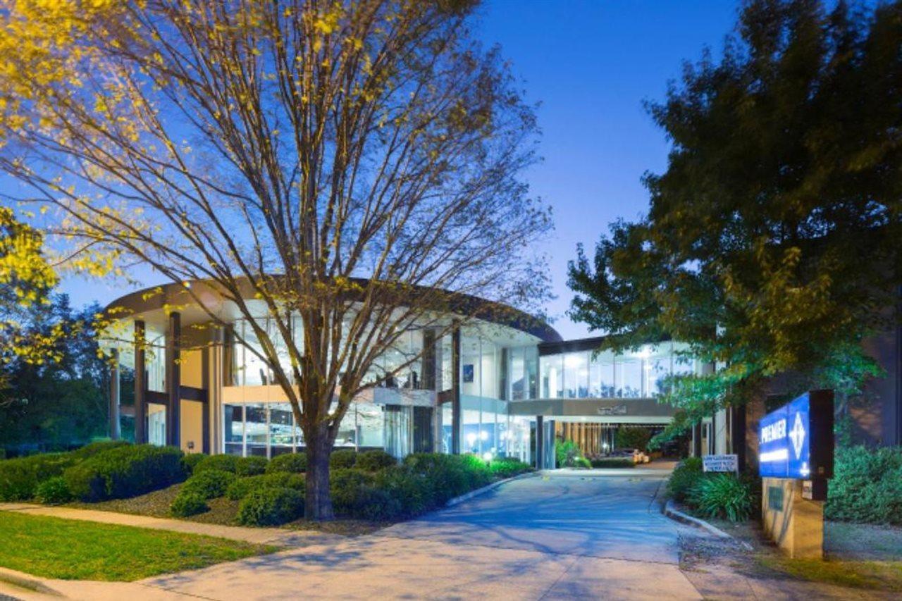 Ramada Encore By Wyndham Belconnen Canberra Exterior photo