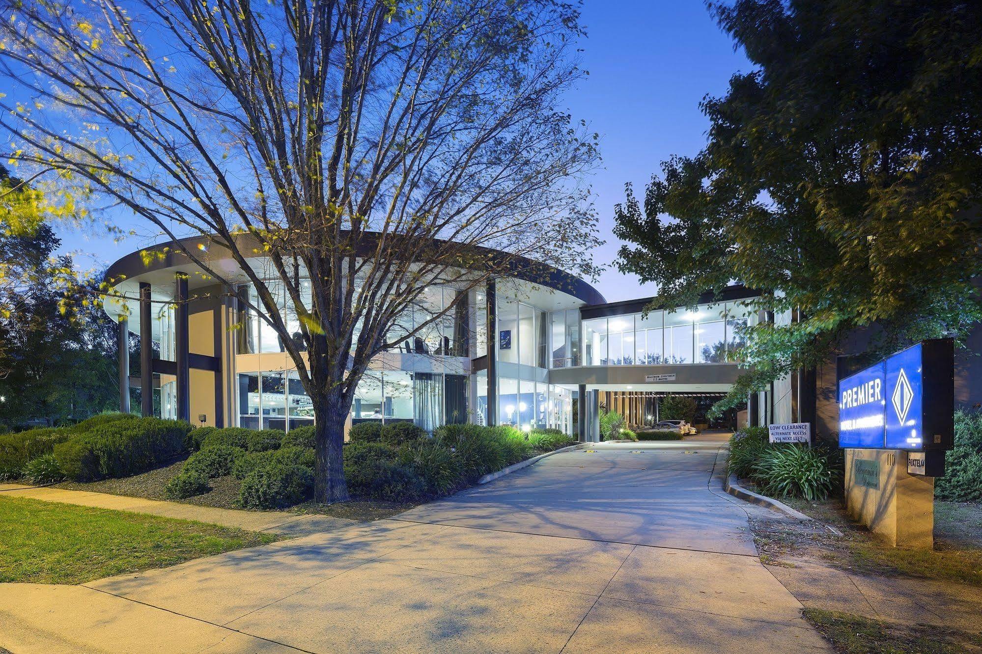 Ramada Encore By Wyndham Belconnen Canberra Exterior photo