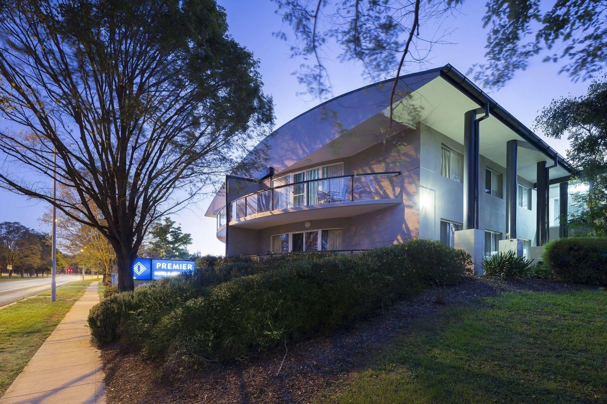 Ramada Encore By Wyndham Belconnen Canberra Exterior photo
